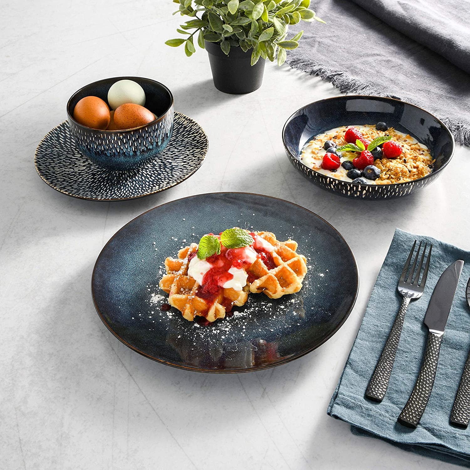 CHONGYAO 16-Piece Matisse Dinnerware Set - John Pierce Auto Care