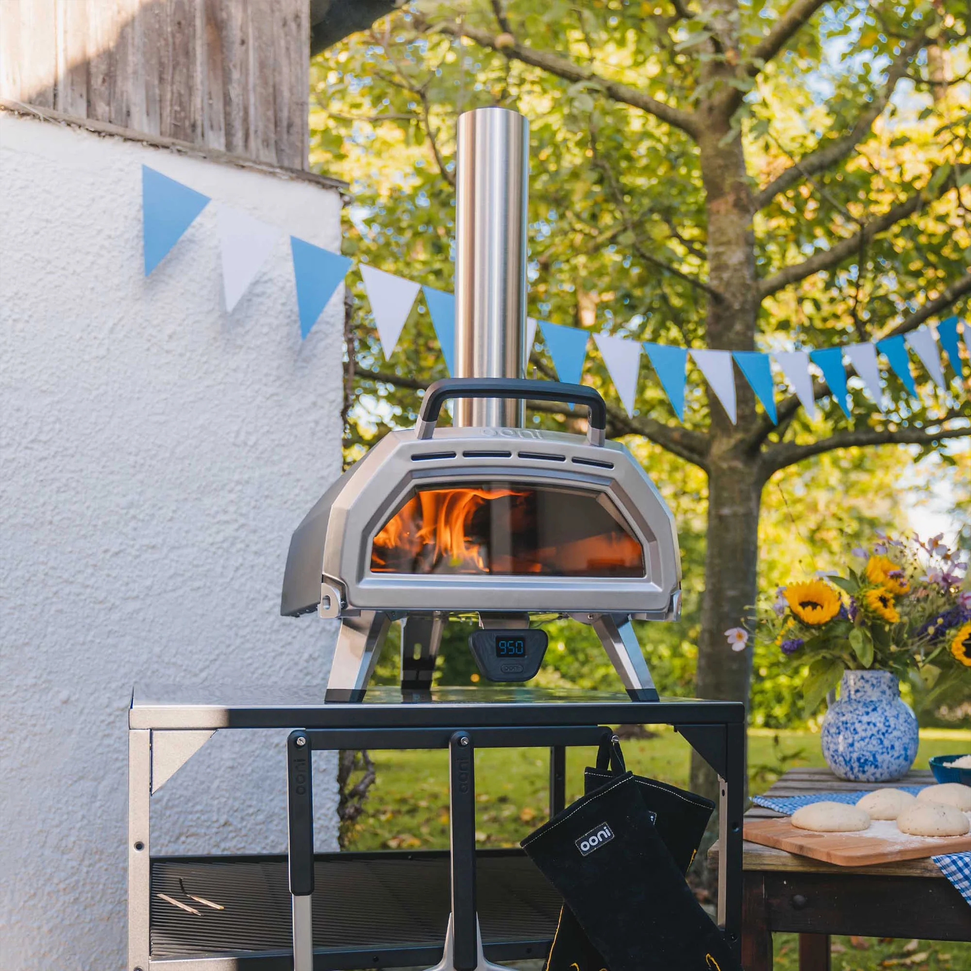 Ooni Karu 16 Multi-Fuel Outdoor Pizza Oven - John Pierce Auto Care