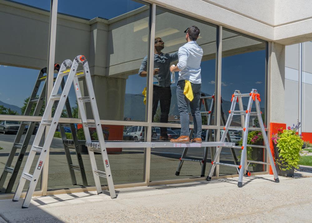 Velocity Model 22 Multi-Use Ladder - John Pierce Auto Care