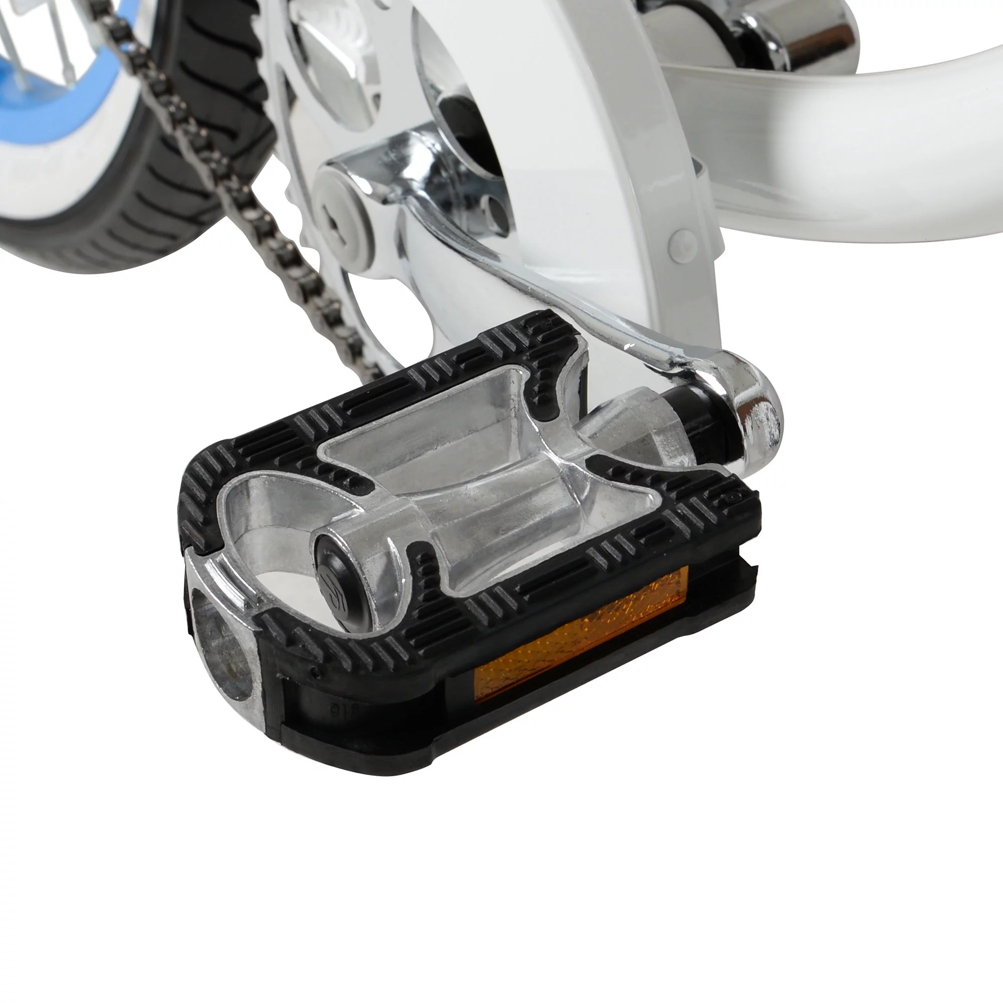 Hyper Bicycle Women\u0026#039;s 26 In. Beach Cruiser, White with Blue Rim - John Pierce Auto Care