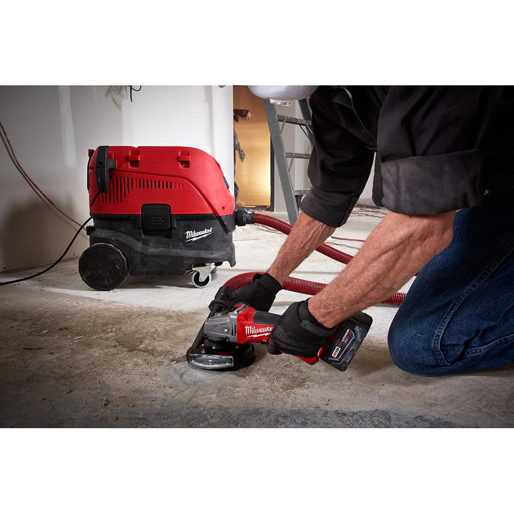 8-Gallon Dust Extractor Vacuum - John Pierce Auto Care