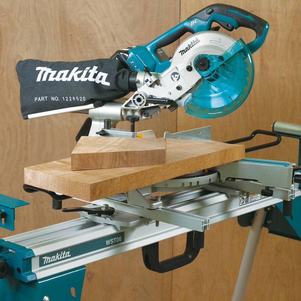Makita WST06 Compact Folding Miter Saw Stand - John Pierce Auto Care