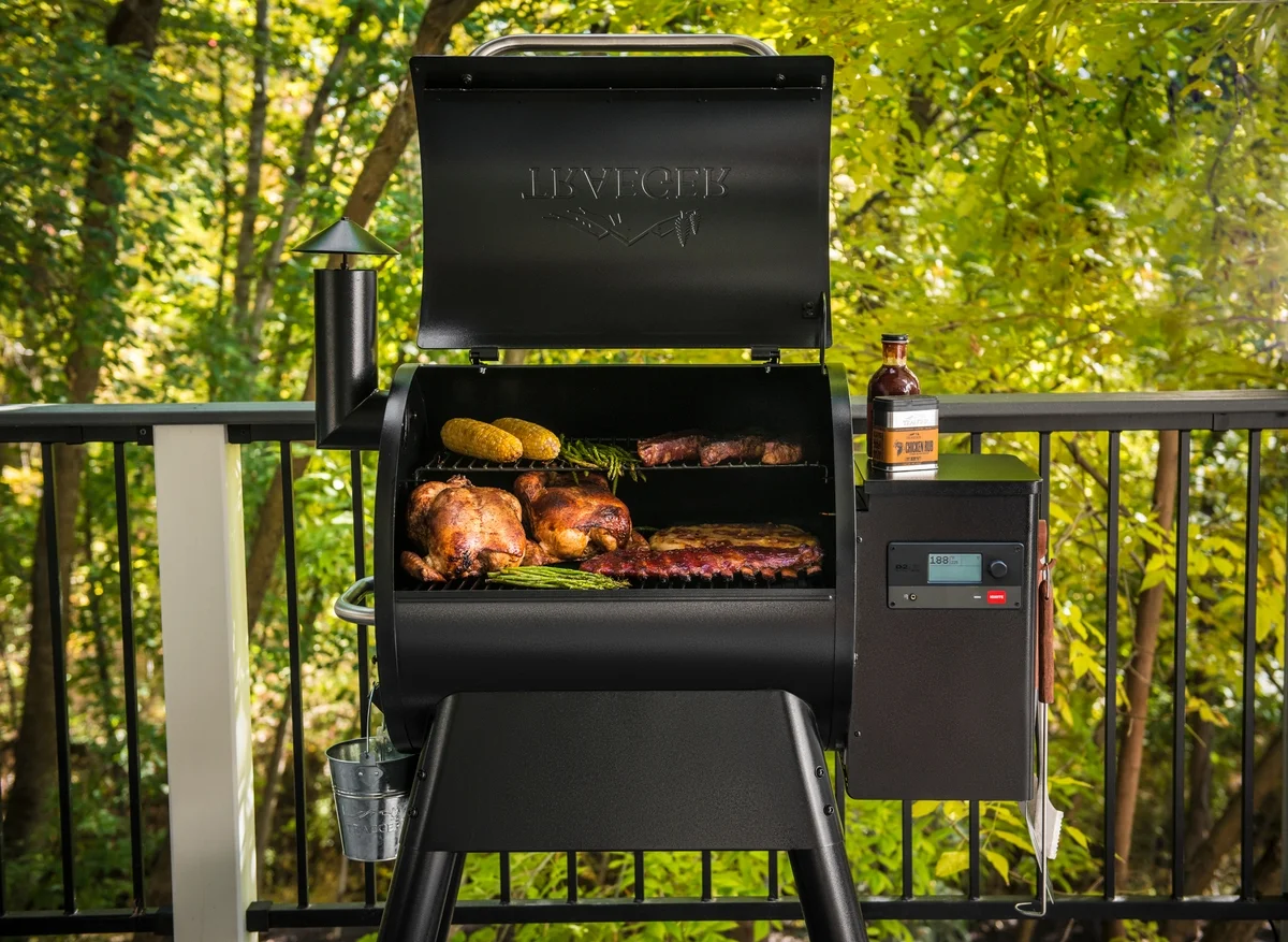 Traeger Pro Series 575 Wood Pellet Grill - John Pierce Auto Care