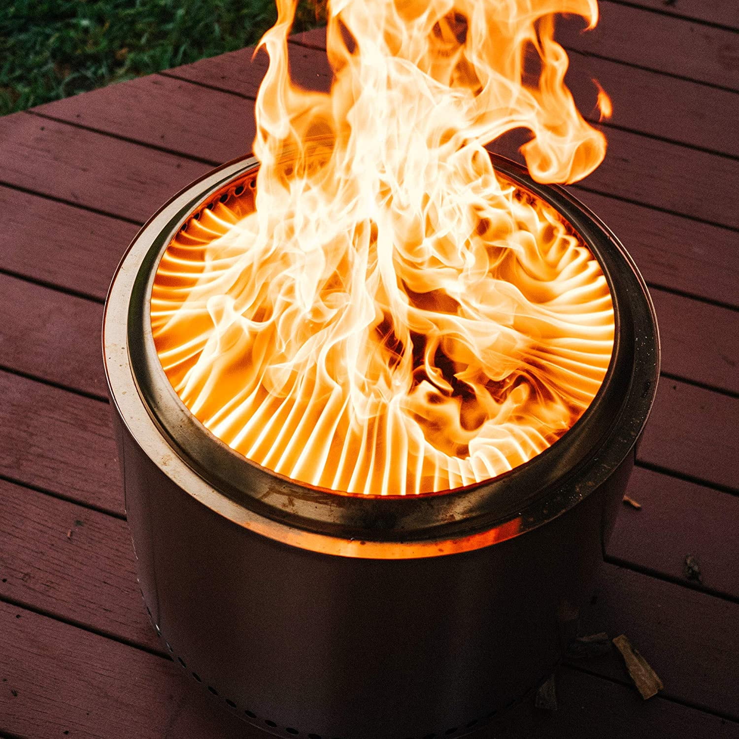 Solo Stove Bonfire 2.0 Smokeless Fire Pit - John Pierce Auto Care
