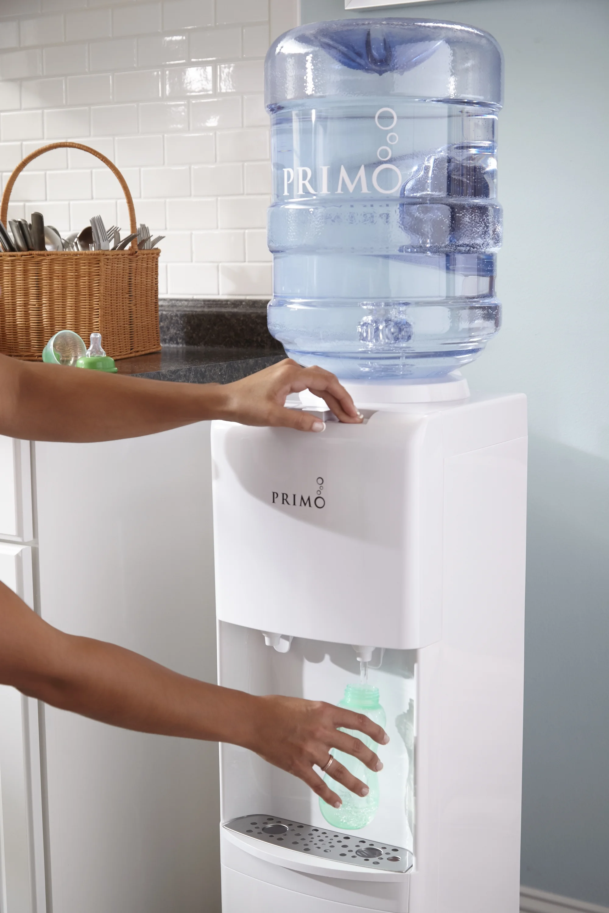 Primo Top Loading Water Dispenser, White - John Pierce Auto Care