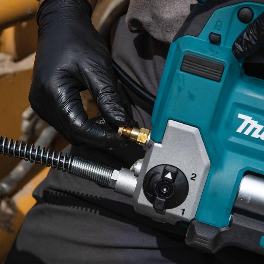 Makita 18V LXT Cordless Grease Gun - John Pierce Auto Care